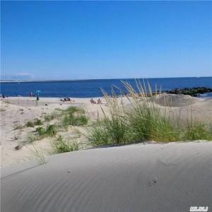 Point Lookout NY is an oceanside community with a private beach. Homes available with specatcular ocean views