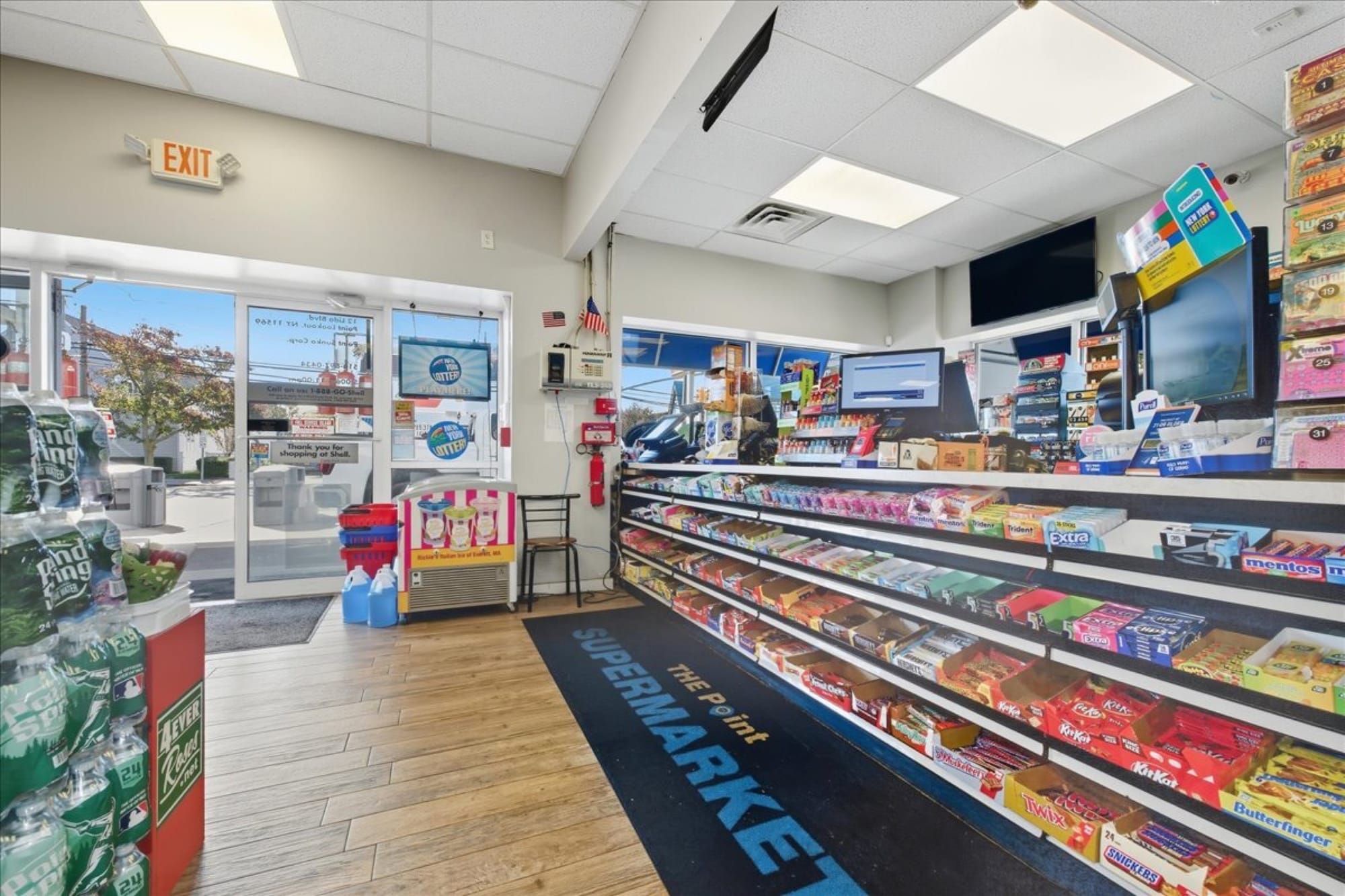 The Gateway to Point Lookout — Shell & The Point Supermarket — photo 5