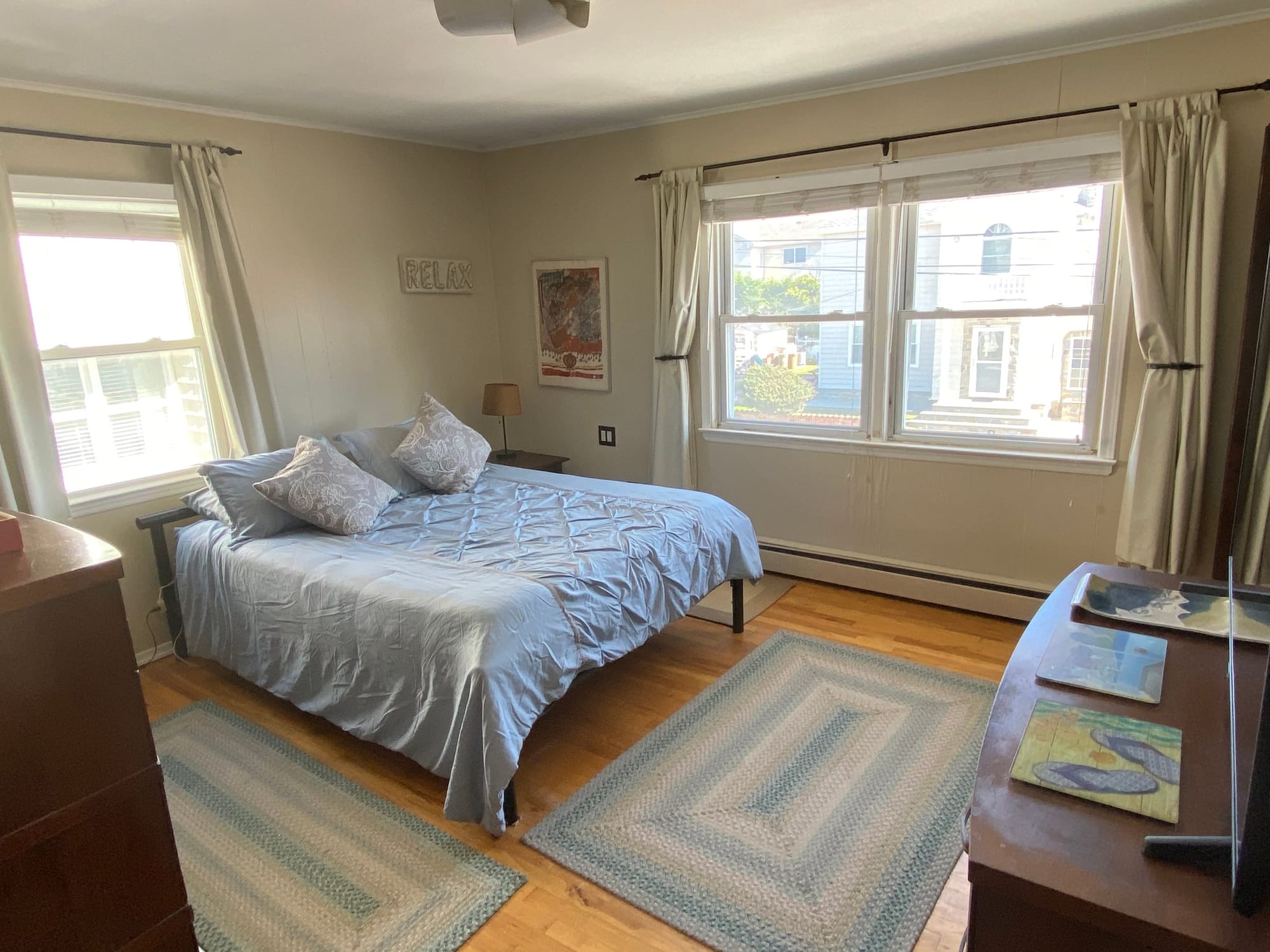 Inwood Avenue Winter House — photo 5