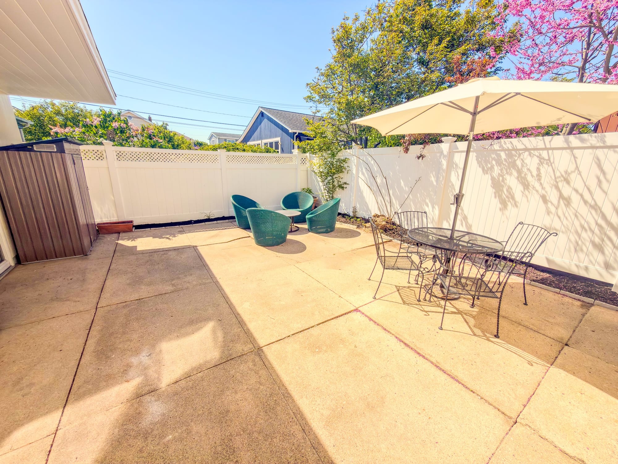 Garden City Avenue Cape — photo 24