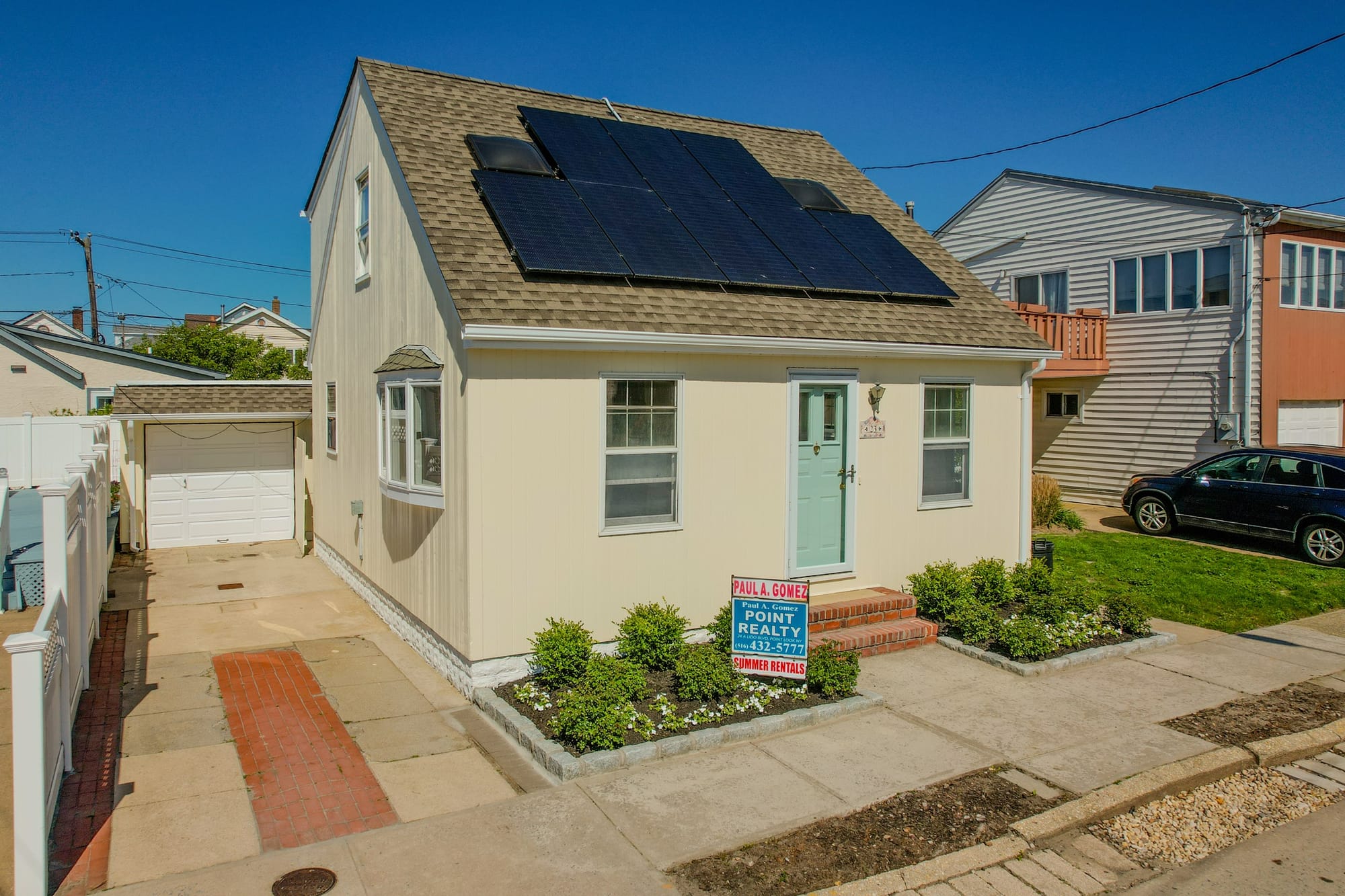 Garden City Avenue Cape — photo 36