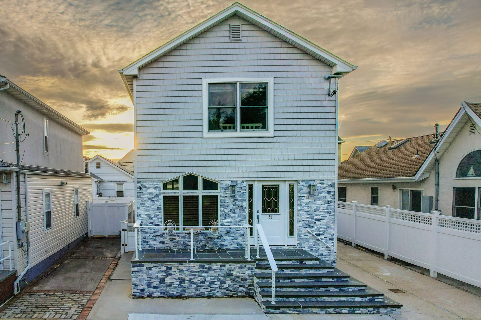 Cedarhurst Avenue Beach Cape