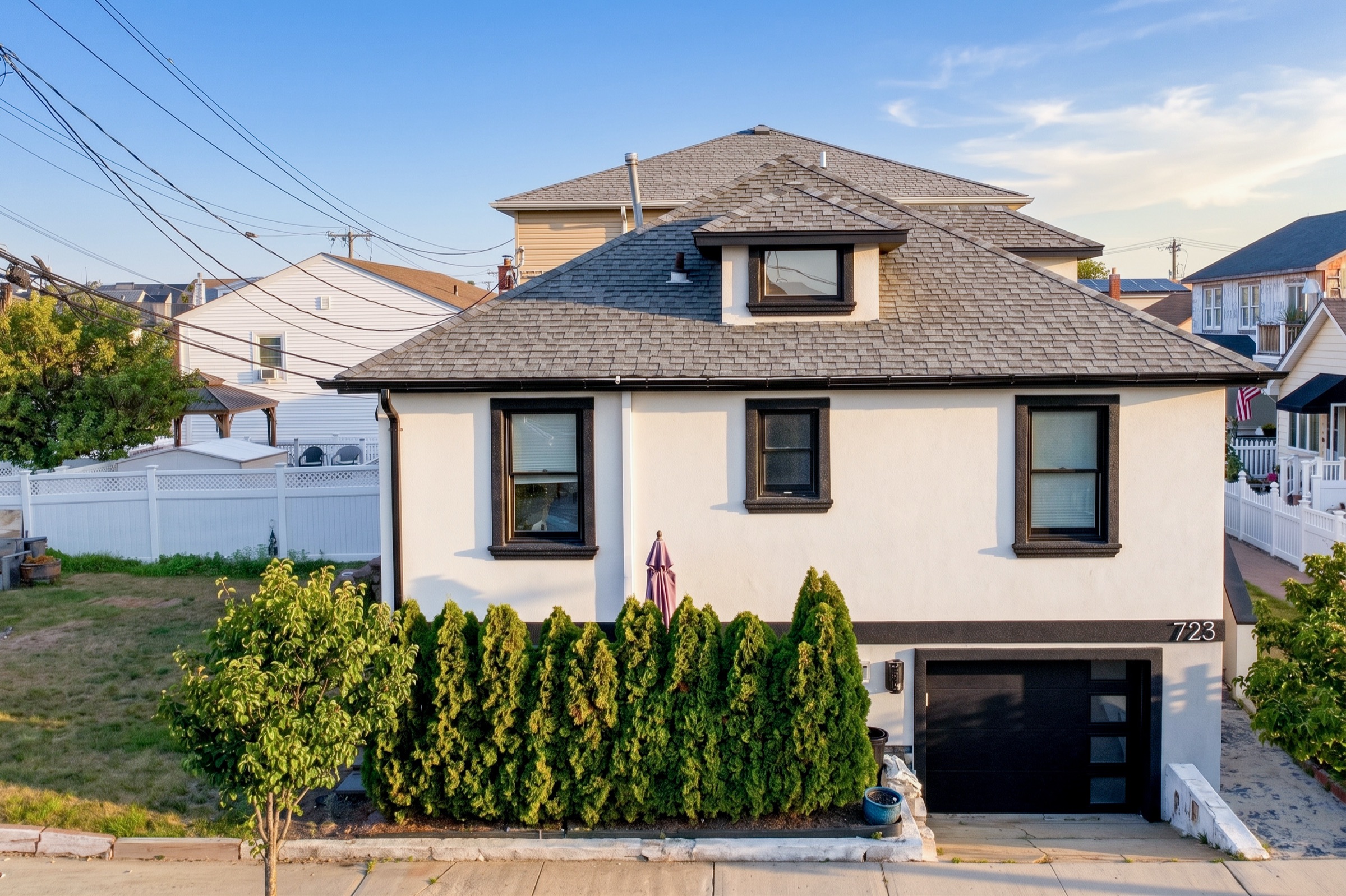 723 W Olive St, Long Beach NY